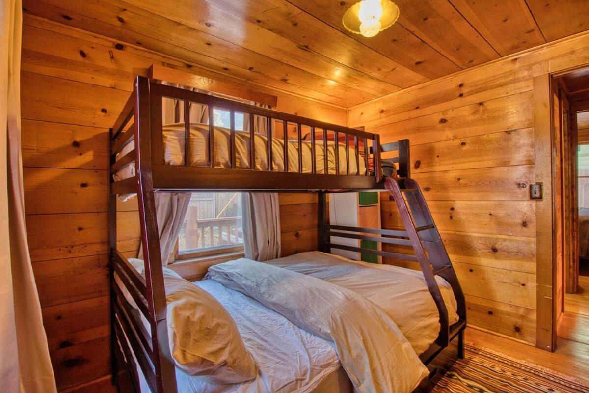 Ray'S Dear Cottage Wrightwood Bagian luar foto