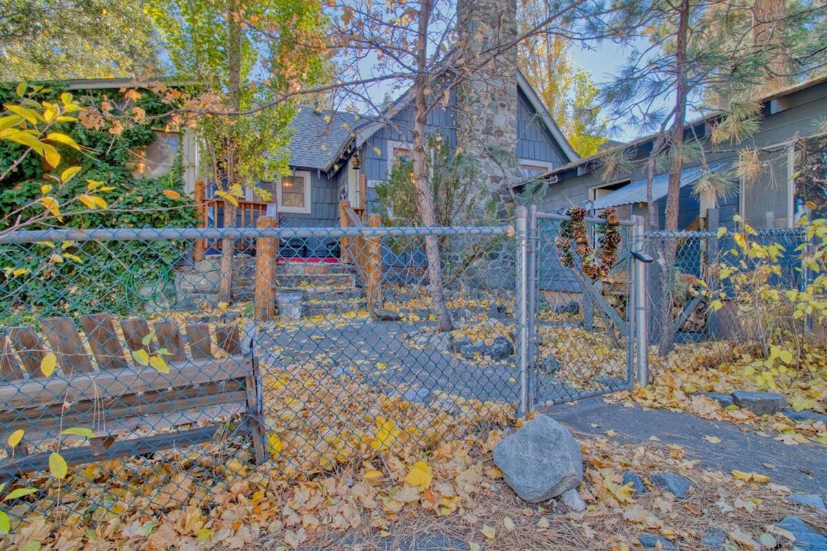 Ray'S Dear Cottage Wrightwood Bagian luar foto